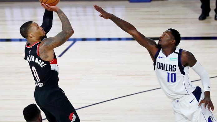Neskutečný Lillard nasázel 61 bodů a Portland je blízko play off