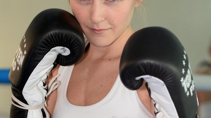 SES Boxing: Fabiána Bytyqi je evropskou šampionkou!