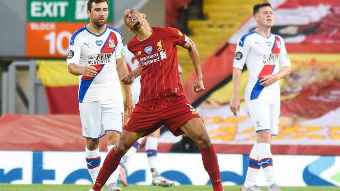 Liverpool si zastřílel, k titulu mu chybí dva body. Martial dal hattrick
