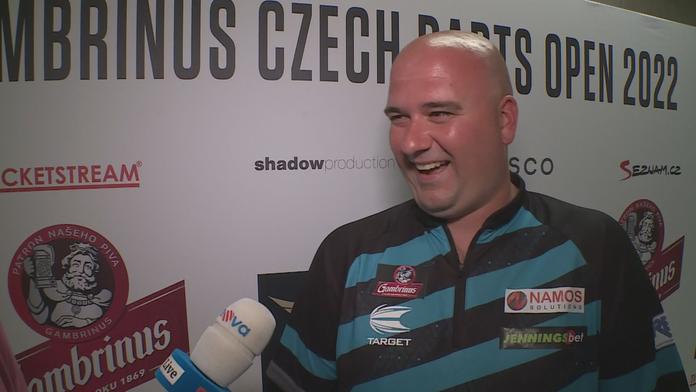 V Praze se nám líbí a fanoušci jsou skvělí, pochvalují si šipkařské hvězdy