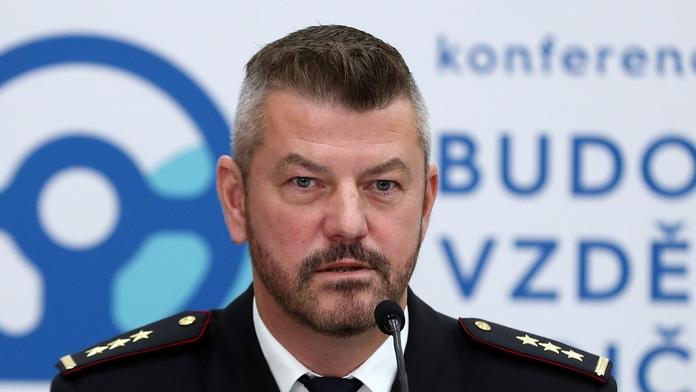 Za stav Zlého nemůže jeho manžel, tvrdí rodinný přítel. Už nikdy nebude jako dřív