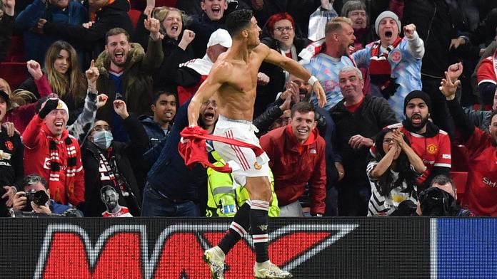 Ronaldo rozjásal tribuny Old Trafford. Teď chce od fanoušků něco na oplátku