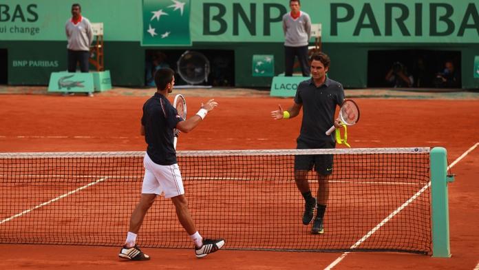 Djokovič přejel Federera a ve finále French Open ho čeká Nadal