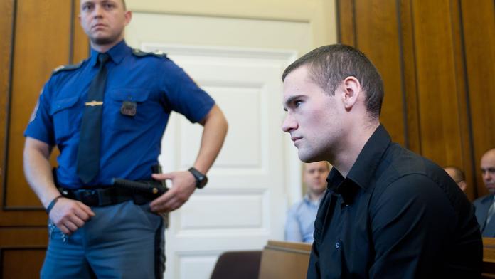Usedl za volant opilý a zabíjel! Zbytek trestu si odsedí doma, rozhodl soud