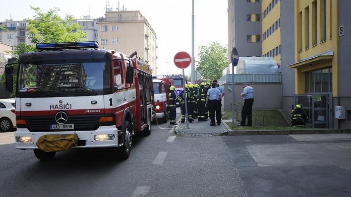 Česká pošta je po požáru plně v provozu! Hrozí ale výpadky, varuje