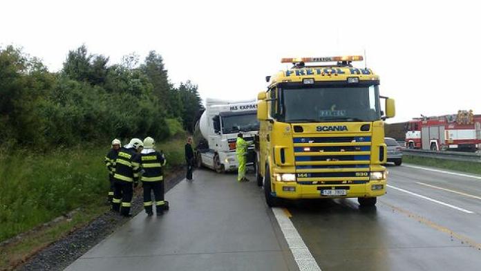 Kalamita na na 134. kilometru D1. Nehody jsou denně, dnes už dvě