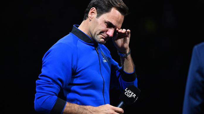 Federer přišel během jediného dne o miliardu. Vypadl z elitního klubu boháčů