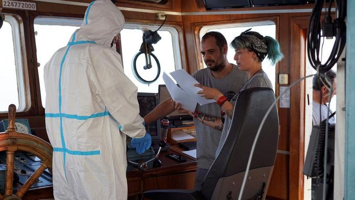 Krize na lodi Open Arms, 107 migrantů se na palubě tísní už 18 dní