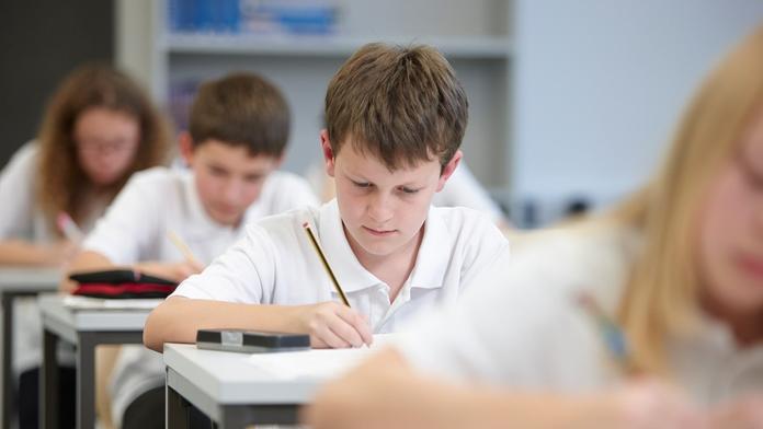 ZADÁNÍ TESTŮ: Zlomky i slovní úlohy. Žáky potrápily přijímačky na gymnázia