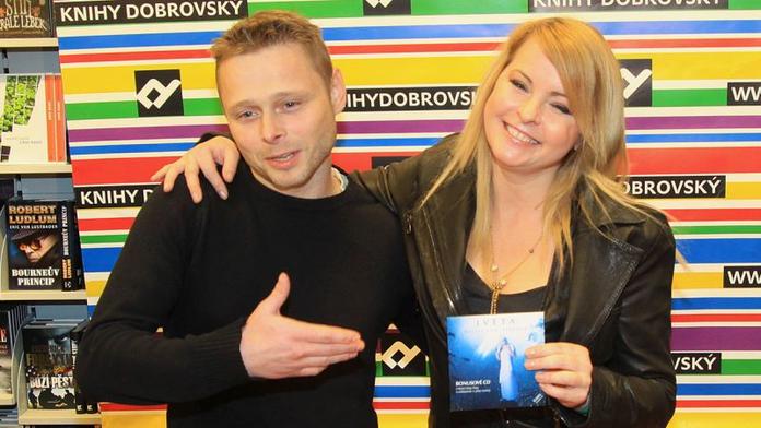 Iveta Bartošová slibuje: Jsem ve formě a budu zpívat naživo!