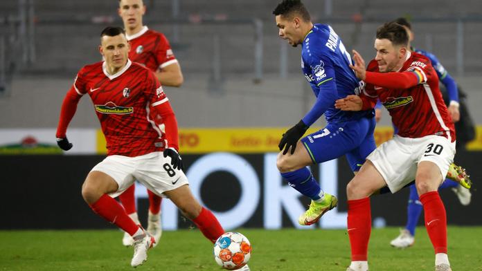 Sestřihy fotbalového víkendu: Schick vyšel naprázdno, Real jen remizoval