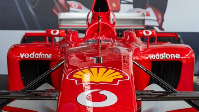 Schumacherova legendární formule jde do dražby, prý se prodá za stovky milionů