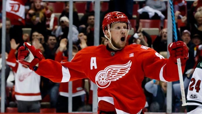 Detroit přemohl Minnesotu v prodloužení. Vyrovnával Tatár!