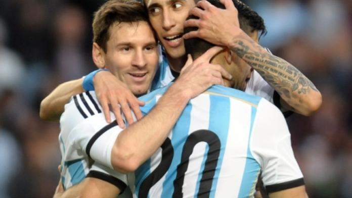 VIDEO: Messiho vítězná akce z půlky hřiště. Narážečka, střela, tyč, gól a euforie