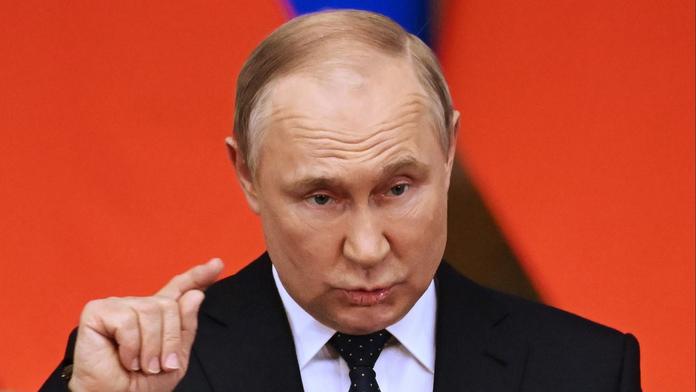 Rusové už mají náhradu za Putina. Tento muž má zvítězit nad Ukrajinou