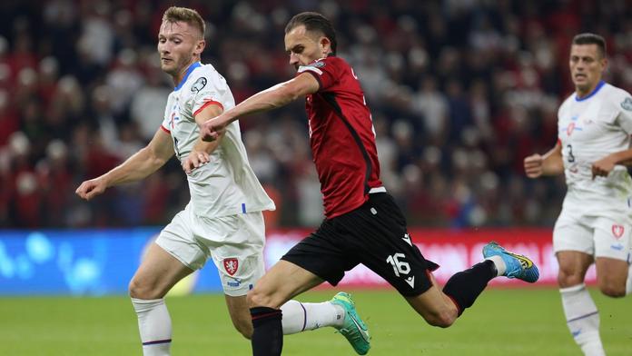 Češi hráli v Albánii většinu zápasu v deseti. V důležitém duelu padli 0:3