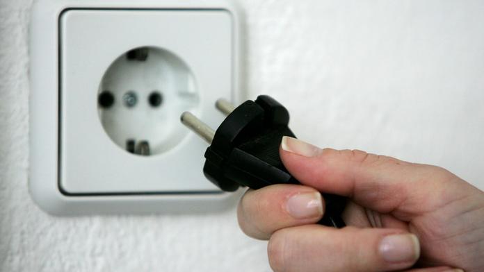 Zapomeňte na úsporný režim spotřebičů. Odpojte je ze zásuvky!