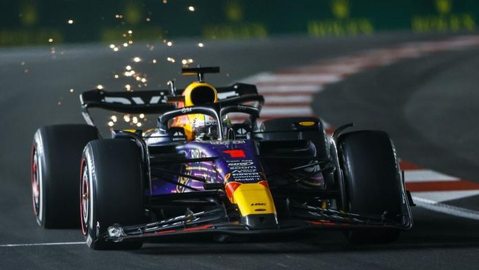 V Las Vegas vyhrál opět Verstappen. Už po osmnácté v sezoně