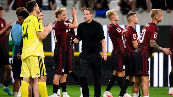 „Ještě vyhoďte uklízečku.“ Fanoušci Sparty se vysmívají změnám v realizačním týmu