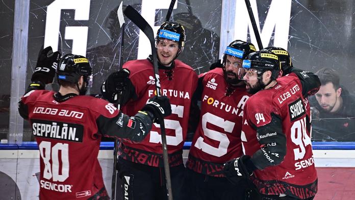 Slavící hokejisté Sparty