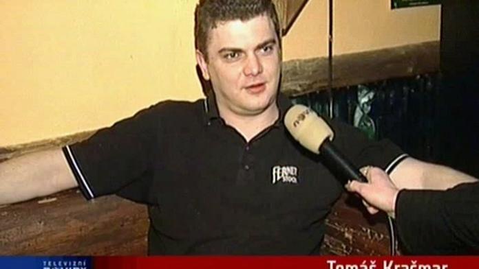 Loupežné přepadení baru v Bílovci: pachatel byl převlečen za ženu