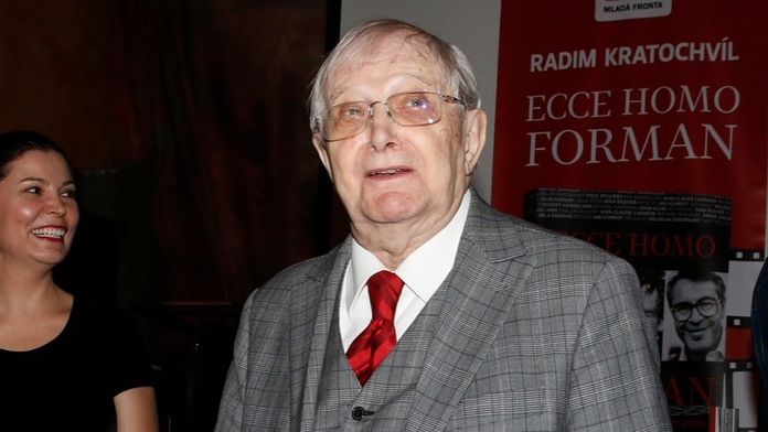 Jiří Suchý vysvětlil své zdravotní potíže. Fanouškům poslal vzkaz