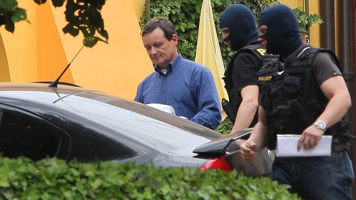 U policie skončil šéf odposlechů, napíchnuté telefony měl pod palcem přes 20 let