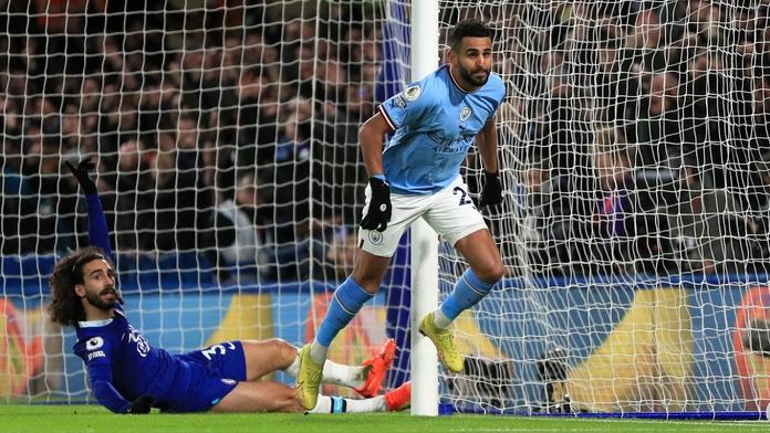 Citizens porazili Chelsea a stáhli náskok Arsenalu. The Blues jsou už desátí