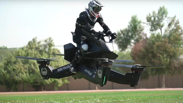 Tohle nejsou Star Wars! Policie v Dubaji testuje létající motorky!