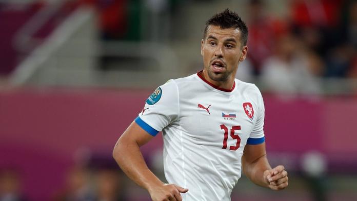 Fotbalisté Baroš a Lokvenc údajně terorizují sousedy
