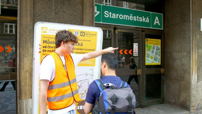 Opravy v metru komplikují cestování po Praze! Půl trasy A nejezdí