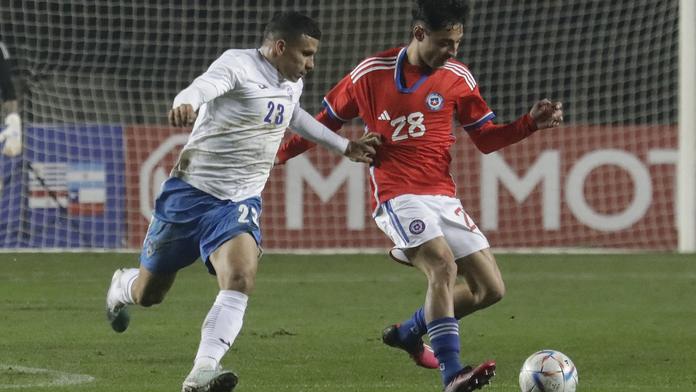 Javier Altamirano (vpravo) si zahrál i za chilskou reprezentaci