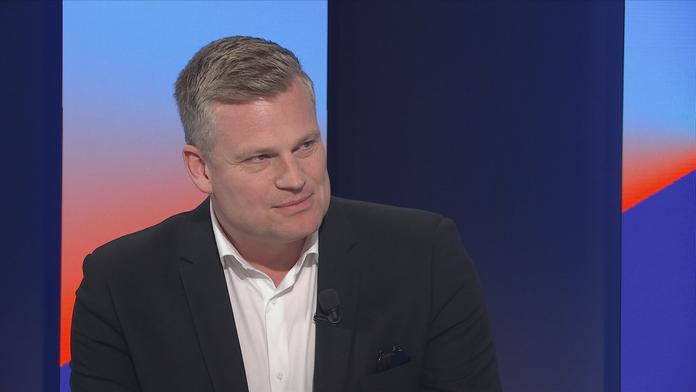 Filip Turek (za AUTO) v pořadu Za pět minut dvanáct – 25. 4. 2026