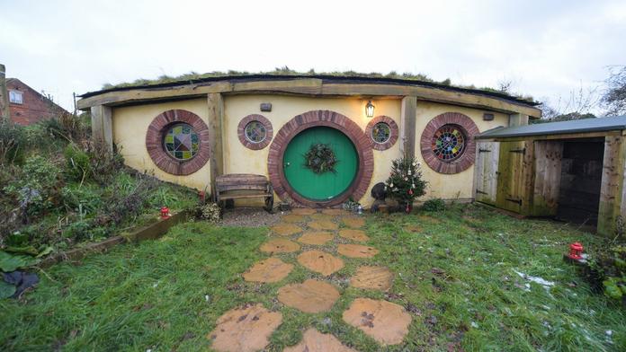 Ubytování v hobitím domku? Noc vás vyjde na šest tisíc! GALERIE