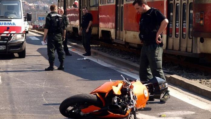 Zfetovaný motorkář zabil v Bratislavě Češku