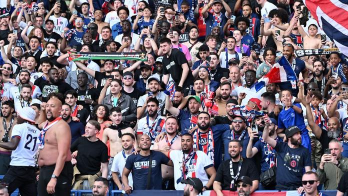 Paříž se chystá na nejhorší. Před finále LM barikádují luxusní obchody