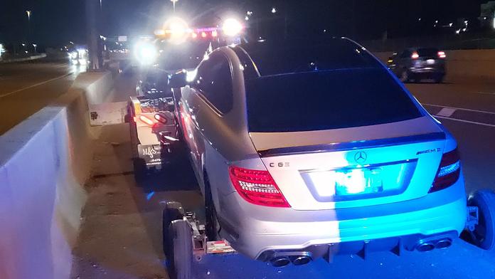Mladík šokoval policisty. V tátově autě letěl 308 km/h, limit překonal trojnásobně!