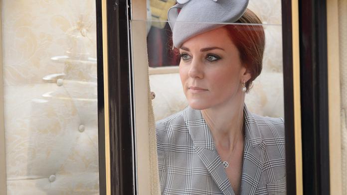 Vévodkyně Kate truchlí! Co ji trápí těsně před porodem?