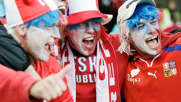Jedete na fotbal do Polska? Rady a tipy pro cestování bez komplikací