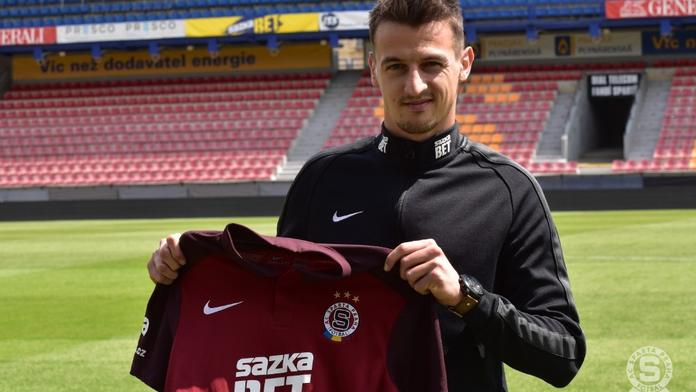 Sparta zbrojí na novou sezonu! Nový trenér a teď posila do zálohy