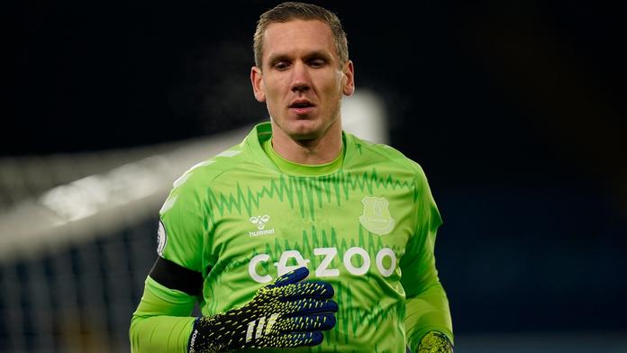 Horor v domě brankáře Evertonu! Rodinu přepadli muži s mačetami
