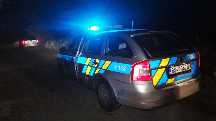 Opilec stopoval uprostřed dálnice, srazilo ho přijíždějící auto