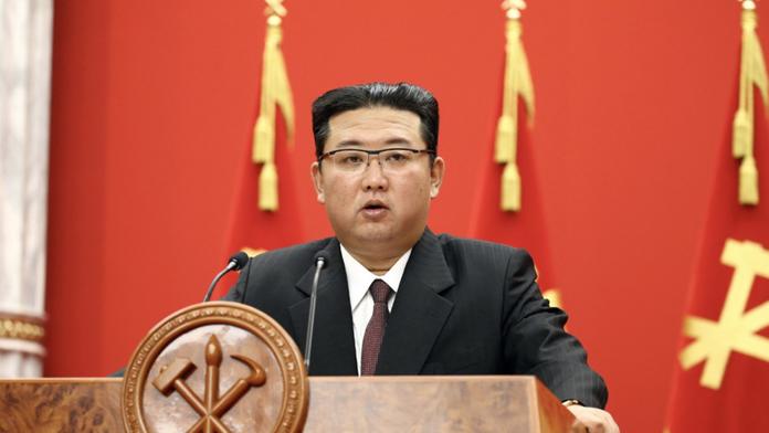 Kim Čong-un je zdravý, i když zhubl o 20 kilogramů, tvrdí rozvědka