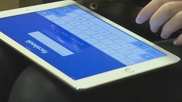 Na Facebook se valí žaloby! Kvůli monopolu hrozí prodej aplikací Instagram a WhatsApp