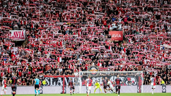 Slavia se střetne s Kluží, v případě výhry se přiblíží postupu. Mandous hrát nebude