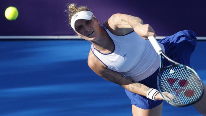 Vondroušová vyhrála dva zápasy v řadě poprvé od září. Plíšková v Dubaji končí