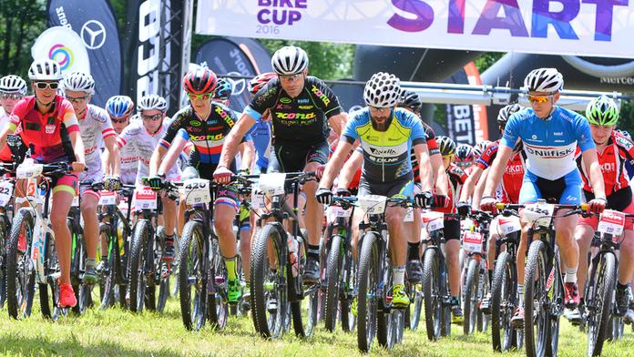 Třetí závod seriálu Mercedes-Benz Bike Cup potvrdil skvělou formu Minky a Štěpánové