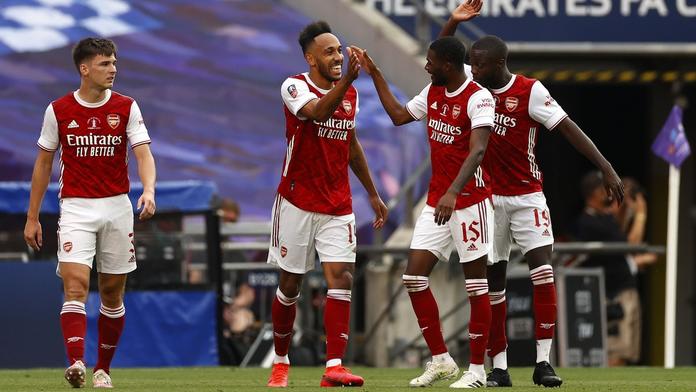 Záplata na pokažený ročník a místenka v pohárech! Arsenal ovládl FA Cup