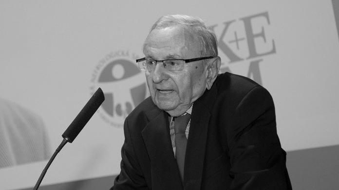 IKEM oznámil smutnou zprávu. Zemřel jeden z nejvýznamnějších českých lékařů