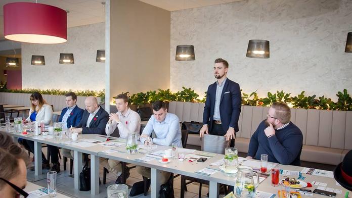 BYZNYS SETKÁNÍ, KTERÉ ŠETŘÍ VÁŠ ČAS I PENÍZE